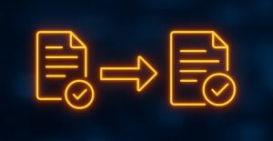 Illustration av säker filöverföring – två dokumentikoner med pilar emellan, i orange färg på mörk bakgrund.